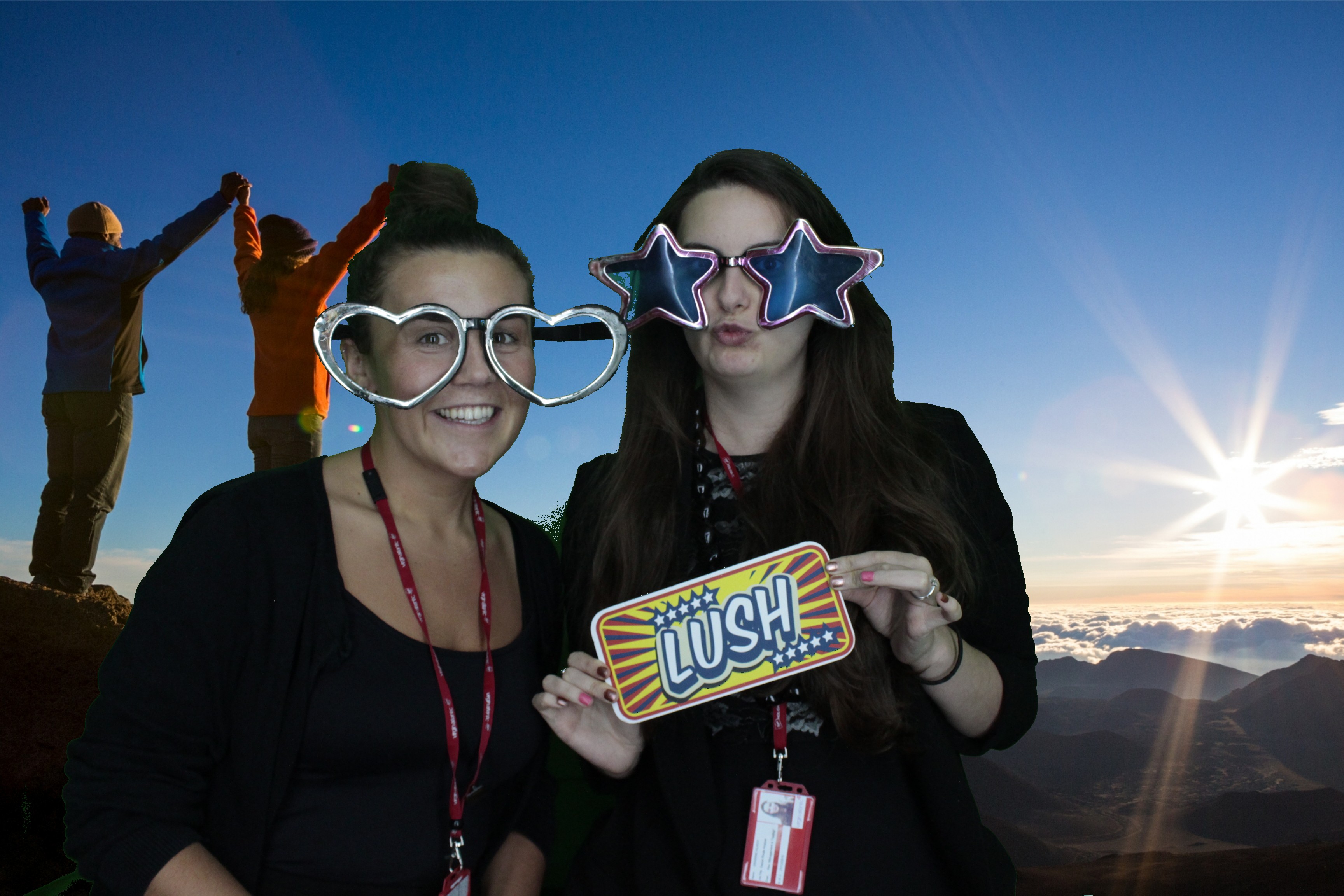Hawaii Theme Virgin Holidays | View more photos from the event at gallery.myphotoboothexperience.co.uk/u/MyPhotoBoothExperienceLtd/Hawaii-Theme-Virgin-Holidays